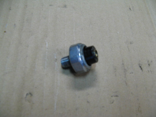 Mano contacteur d'huile pour Honda 600 Transalp - PD06 - PD10