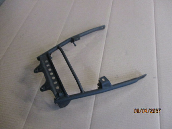 Boucle arrière de cadre pour Yamaha 125 TW - DE01 - DE054