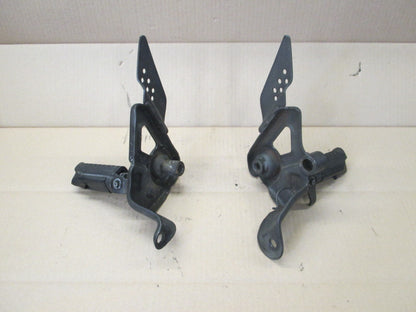 Platines cales pieds avant pour Honda 125 CBF - JC40A