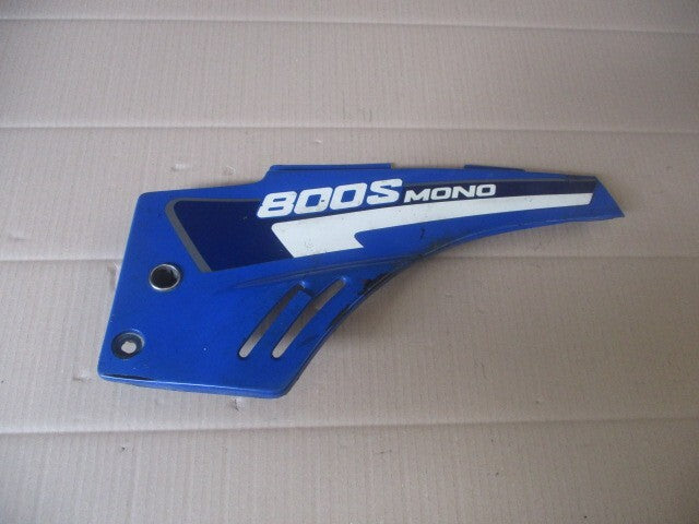 Cache latéral gauche pour Suzuki 750 Dr - 800 DR - SR41A - SR42A