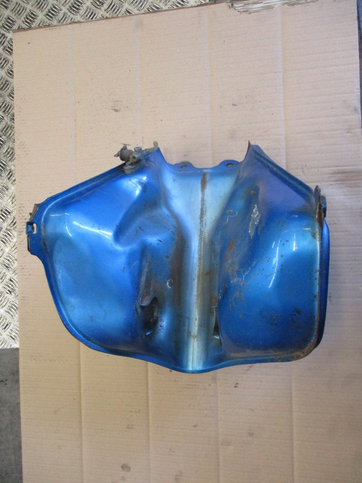Réservoir d'essence pour Suzuki 650 DR RS SE - SP42A - SP43A