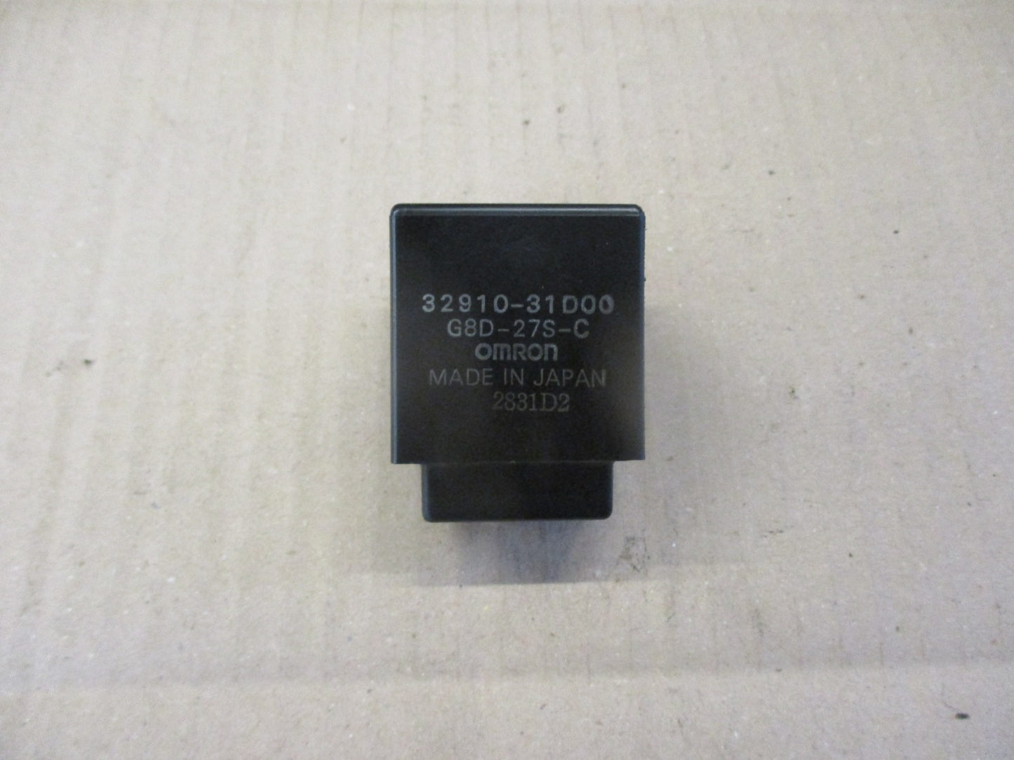 Relais 32910-31D00 pour Suzuki 750 DR - 800 DR - SR41A - SR42A - SR43A