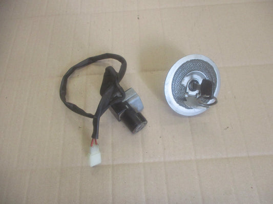 Nieman + bouchon essence pour Honda 125 CBF - JC40A