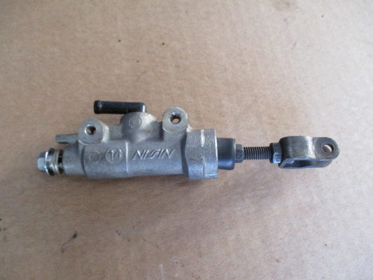 Maitre cylindre de frein arrière Suzuki 750 DR - 800 DR - SR41A - SR42A