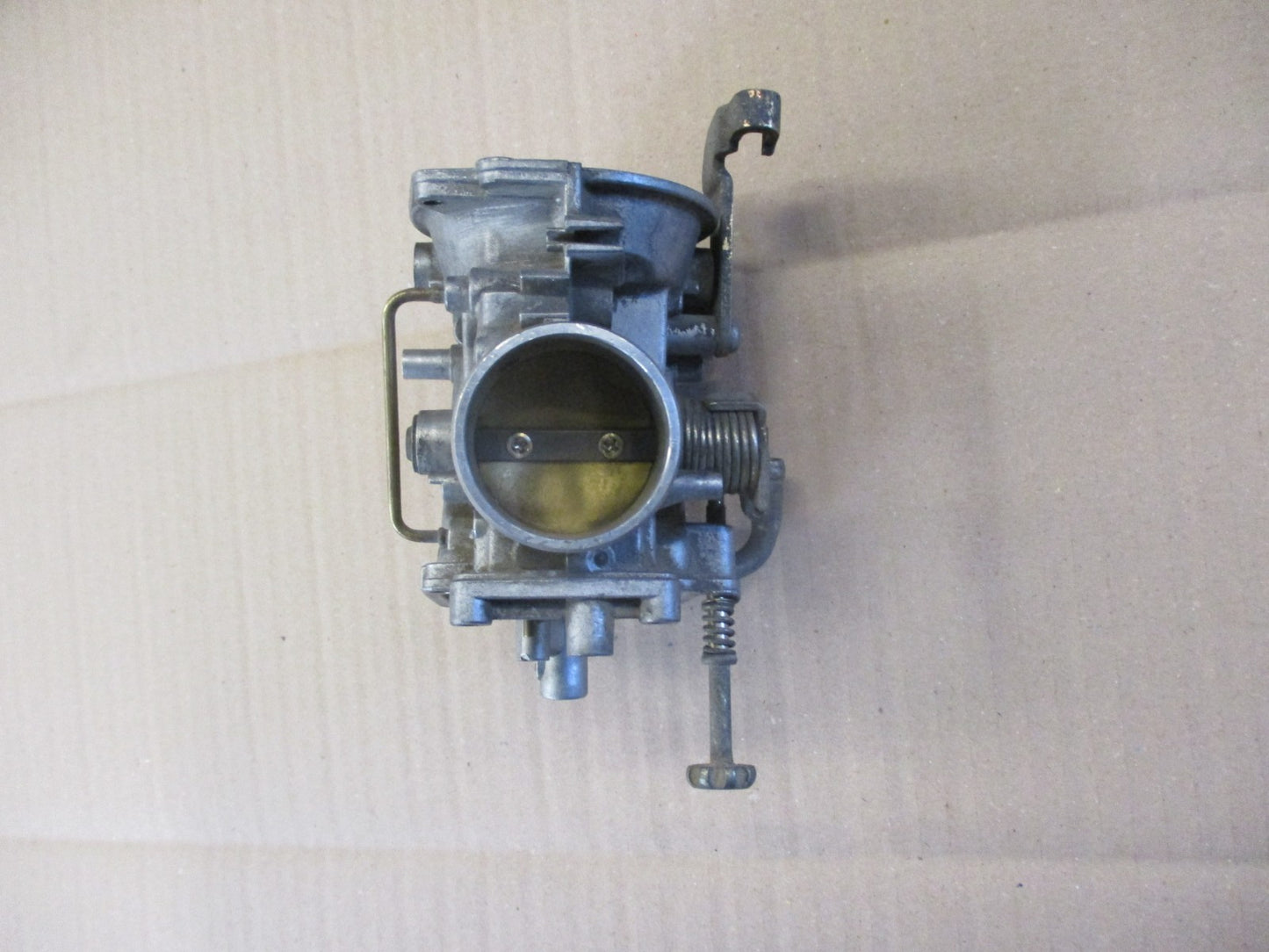 Corps de carburateur  Suzuki 650 DR - SP41A