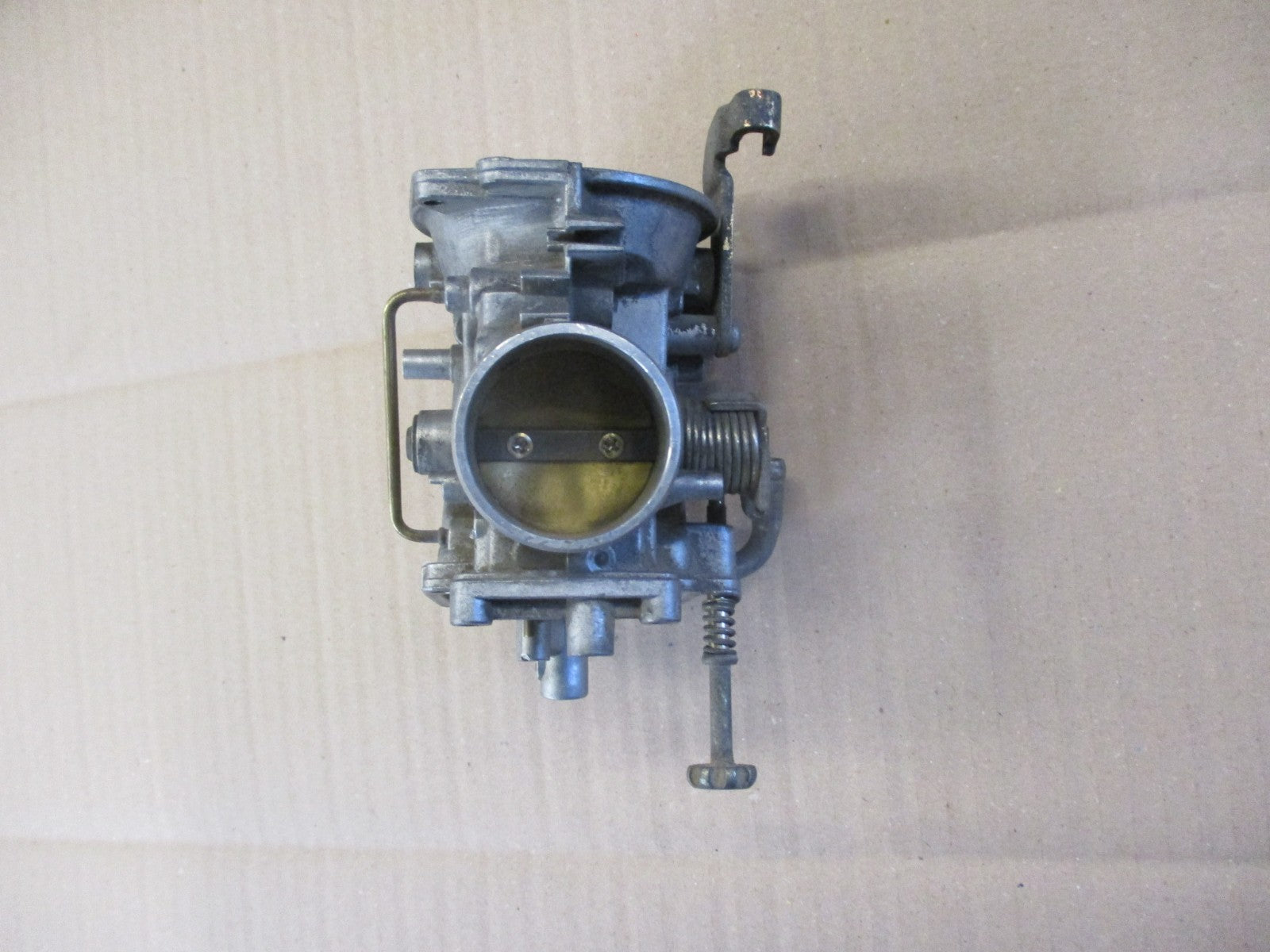 Corps de carburateur  Suzuki 650 DR - SP41A