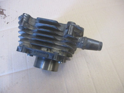 Cylindre / piston pour Yamaha  125 TW - DE01 - DE054