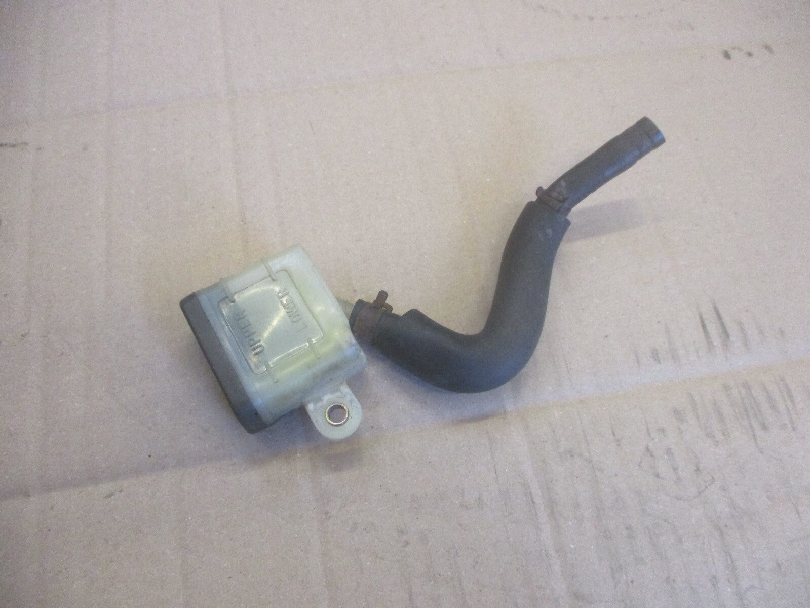 Bocal de loockeed de frein arrière pour Honda 125 CBR - JC34