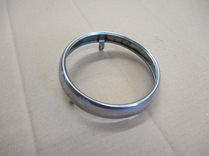 Cerclage d'optique de phare pour Honda 125 CM T - 1978 / 1981