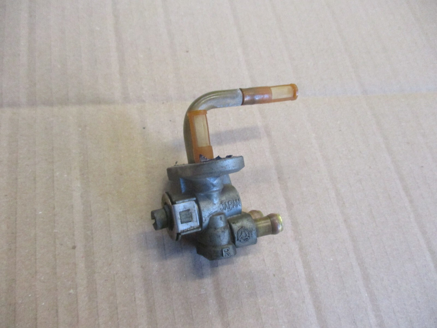 Robinet d'essence pour Suzuki 1400 VS Intruder - VX51L