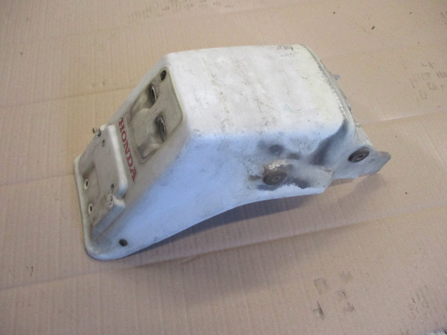 Garde boue arrière pour Honda 125 XLR - JD04