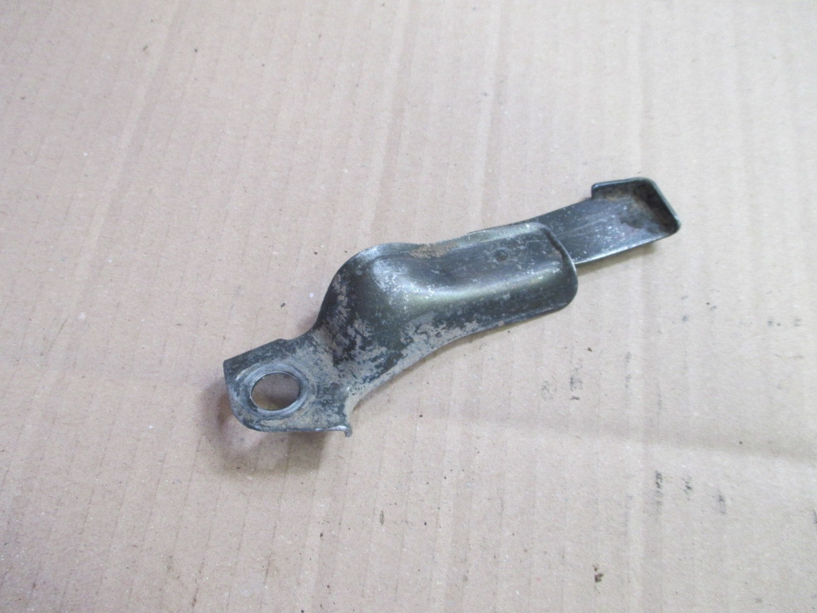 Guides tuyauterie d'huile pour Yamaha 600 XT Ténéré - 43F 34L 55W 1VJ 2KF