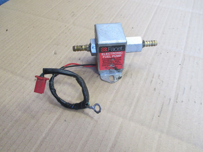 Pompe essence pour Honda 650 NTV REVERE - RC33