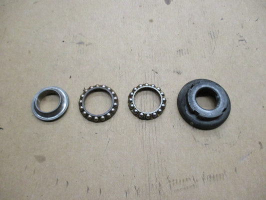 Roulements de fourche + cuvette + écrou pour Honda 125 XLV Varadéro - JC32