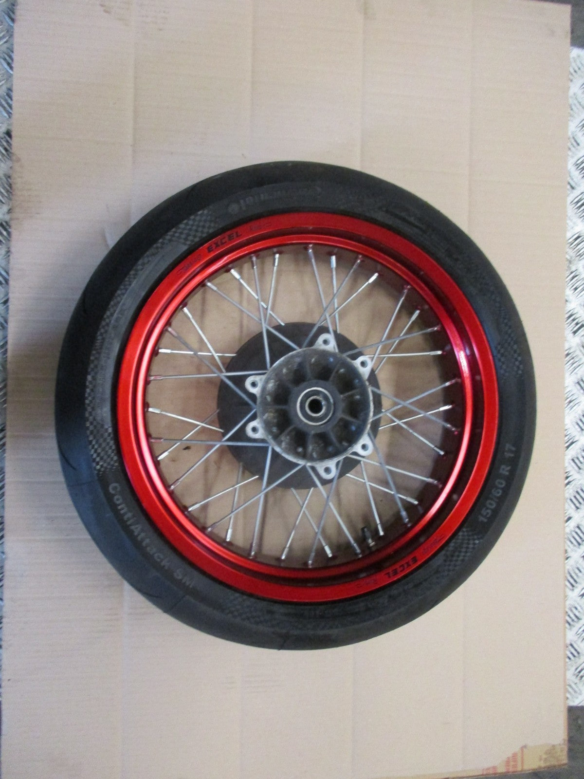 Roues EXCEL avec pneus jamais roulé Suzuki 650 DR RS SE - SP42A - SP43A - SP44A