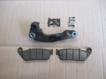 Support étrier de frein avant NISSIN pour Honda 600 Transalp XLV - PD06 - PD10