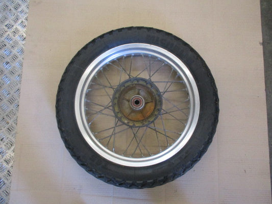 Roue arrière à frein à tambour pour Suzuki 600 DR - SN41A - Couleur "alu"