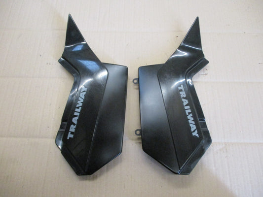Caches latéraux pour Yamaha 125 TW - DE01 - DE054