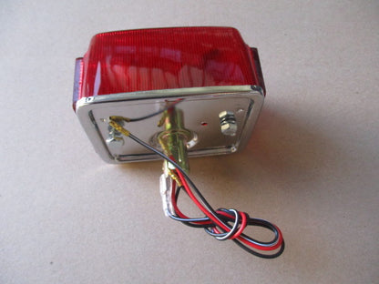 Feu arrière NEUF pour Yamaha 600 Ténéré - 34L - 55W