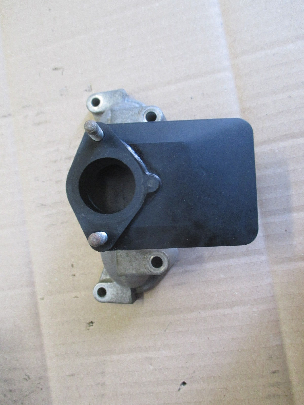 Pipe d'admission + cale bakélite  pour Honda 125 CM - JC05