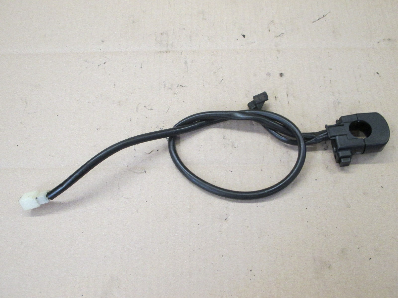Commodo droit pour Honda 125 CBF - JC40A