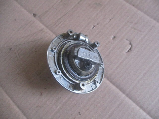 Bouchon essence à clé pour Honda 750 VFR - RC24