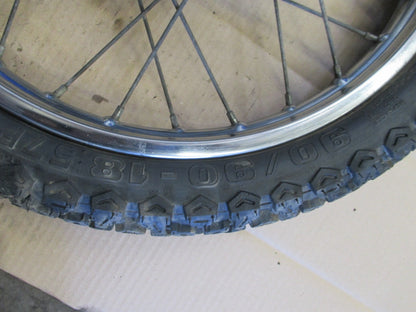Roue arrière avec pneu en bon état pour Suzuki 50 TS - ER21 - 5XAP
