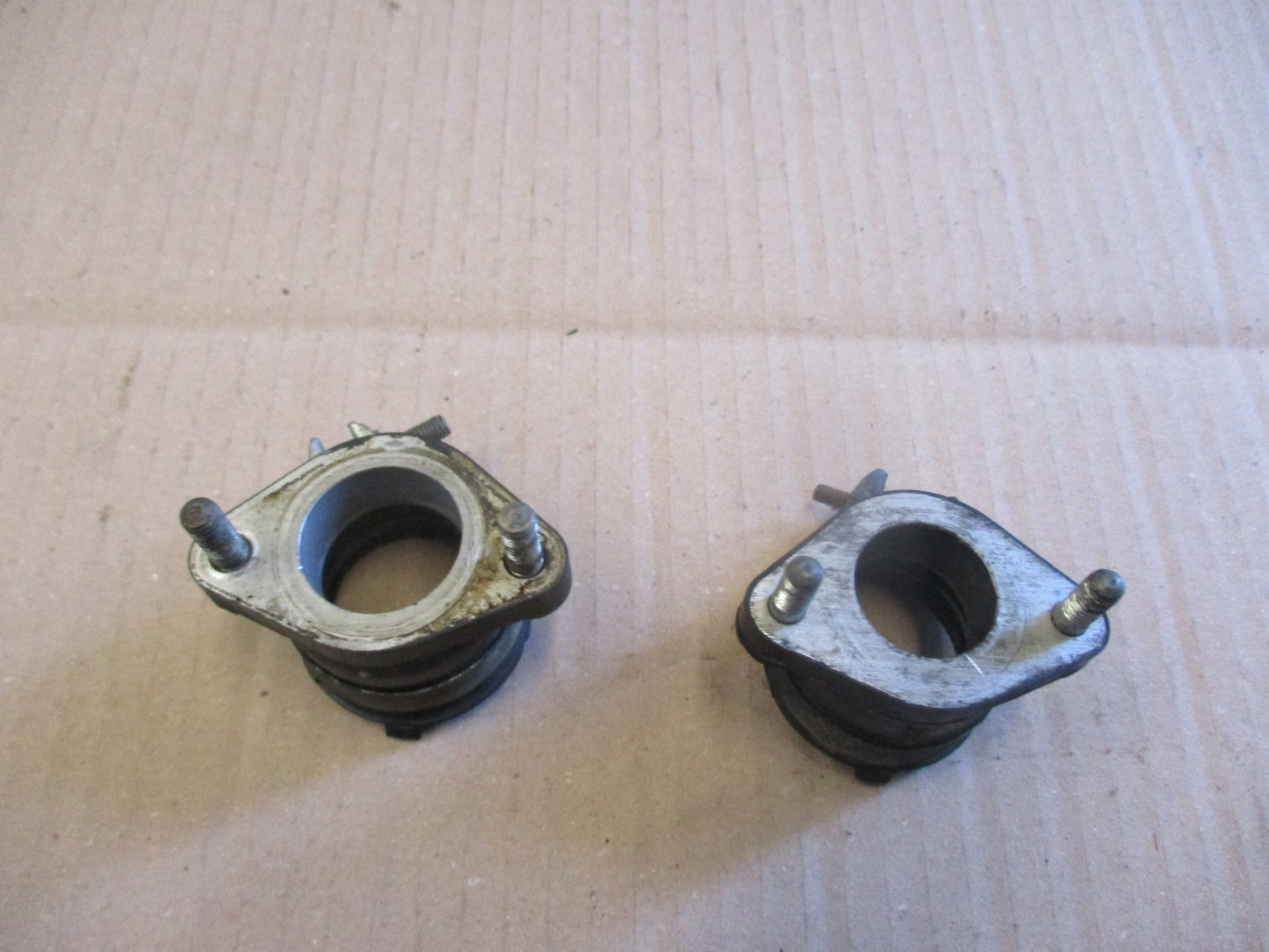 Pipes d'admission pour Honda 125 CBT - CB125T - 125 Twin