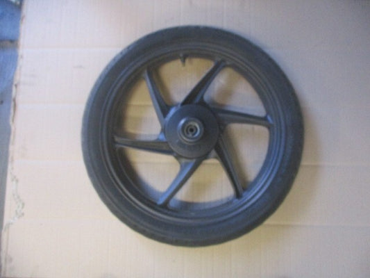 Roue avant avec pneu peu roulé pour Honda 125 CBF - JC40A