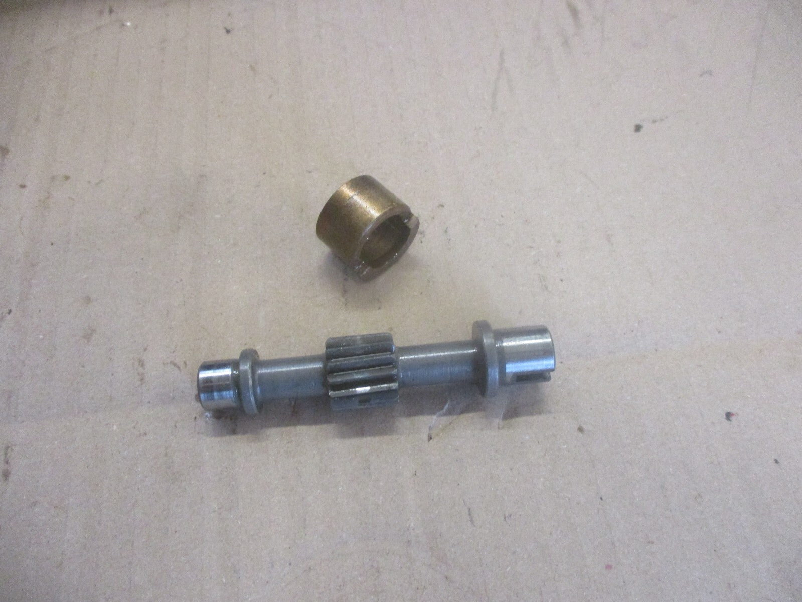 Mécanisme d'entrainement pompe à huile pour Suzuki 125 GT