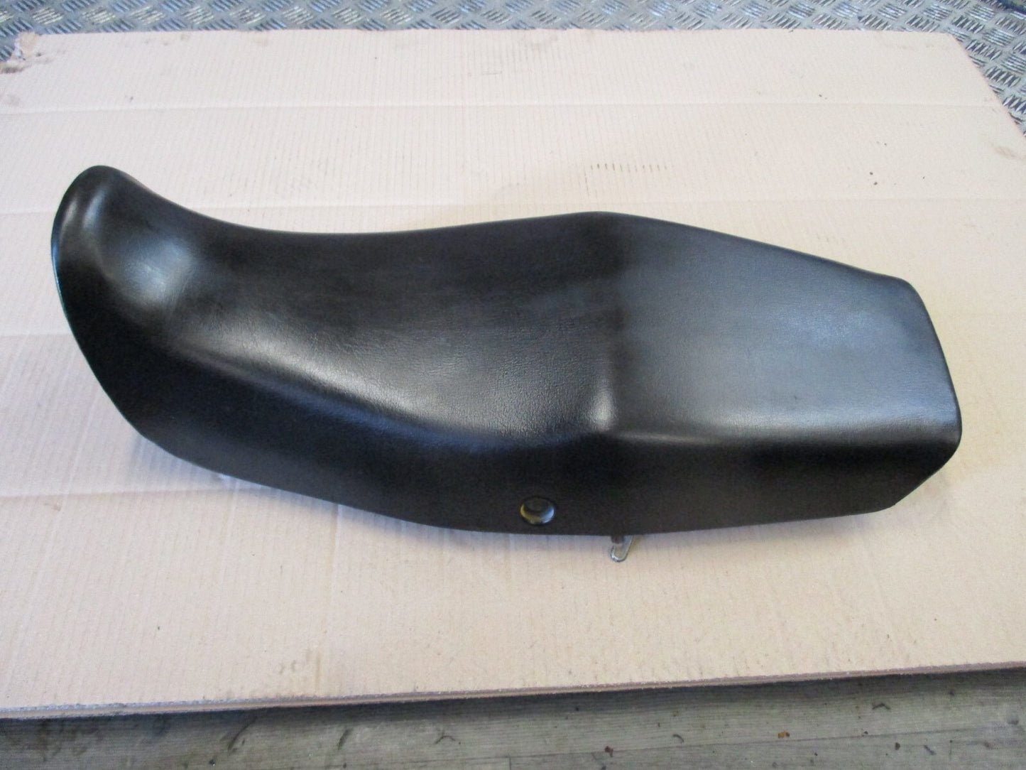 Selle pour Yamaha 125 TZR - 2RL