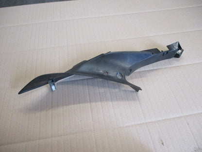 Cache intérieur gauche pour Honda 125 CBR - JC50 - 2011 / 2018