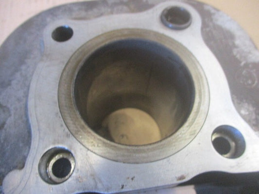 Cylindre / piston pour Yamaha  125 TW - DE01 - DE054