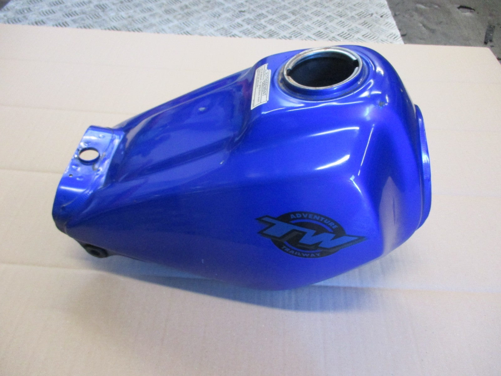 Réservoir d'essence pour Yamaha 125 TW Phase 1 - DE01