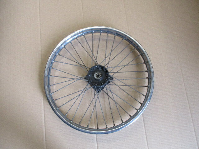 Jante avant pour Suzuki 125 DR - SF44A