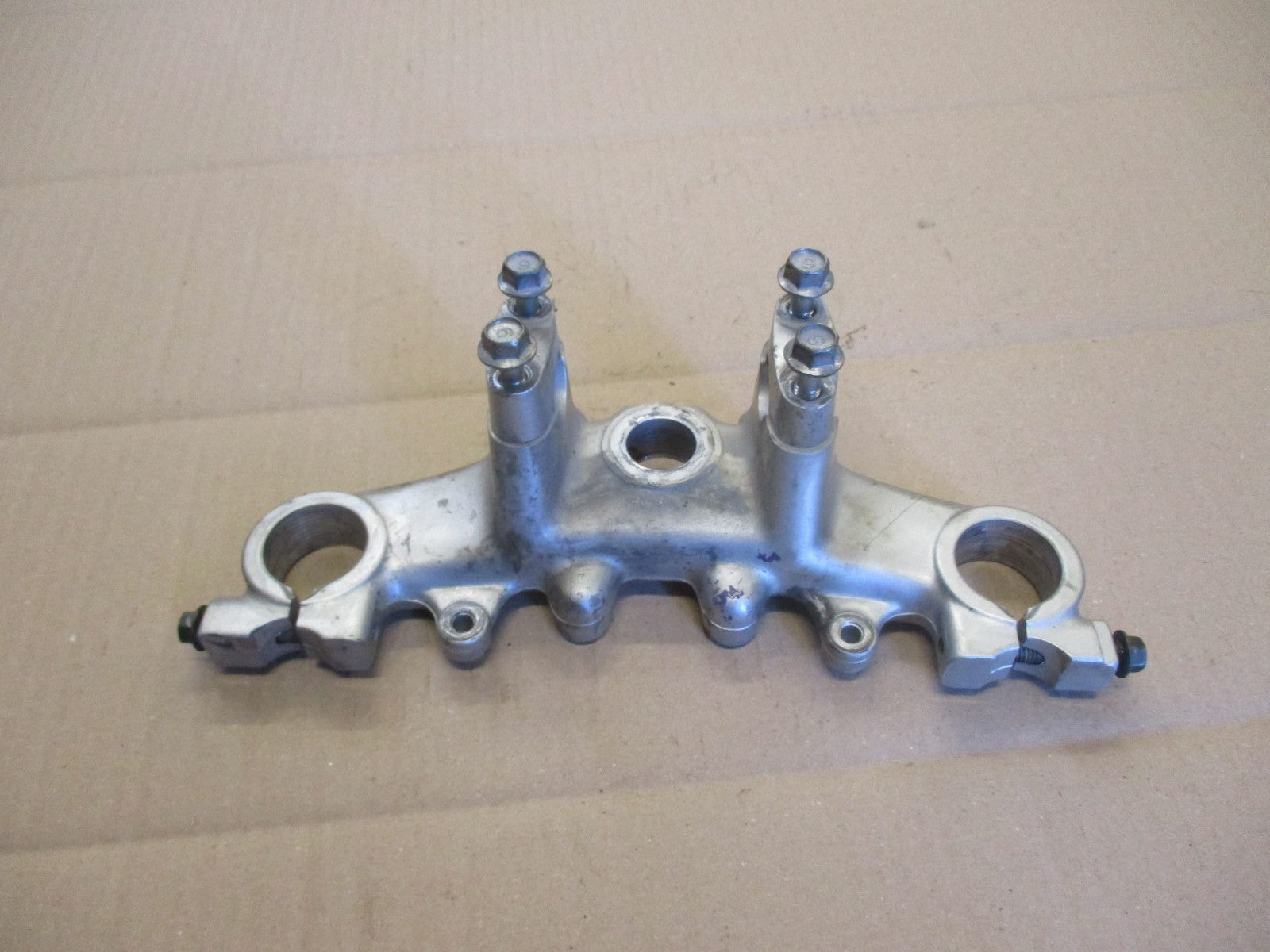 Té supérieur de fourche pour Yamaha 125 TW - DE01 - DE054