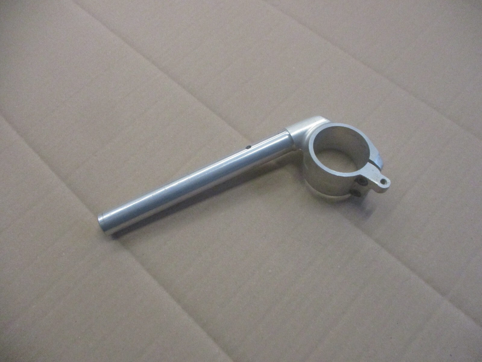 Bracelet demi-guidon gauche pour Yamaha 125 TZR - 4GM - Belgarda