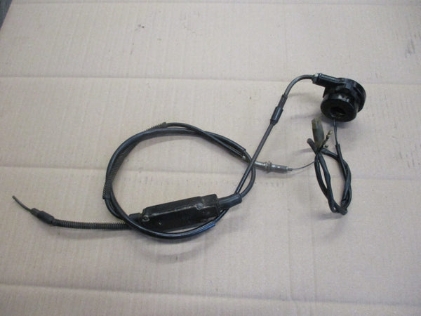 Cocotte droite + cable d'accélérateur + pompe à huile pour Yamaha 125 DTMX - 2A8
