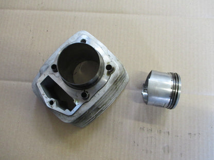 Cylindre / piston 150 cm3 pour Honda 125 XLR - JD04