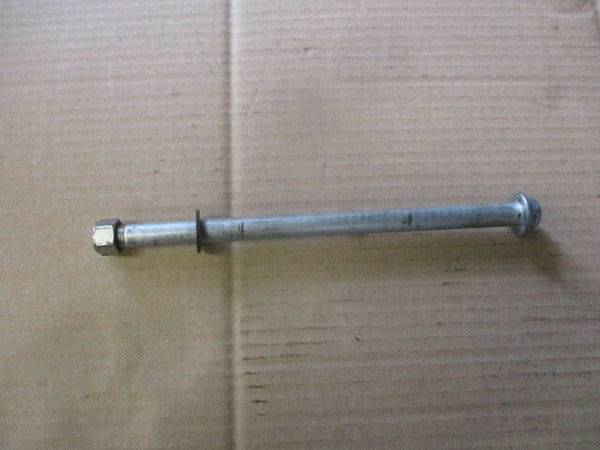 Axe de bras oscillant pour Suzuki 125 GZ Marauder