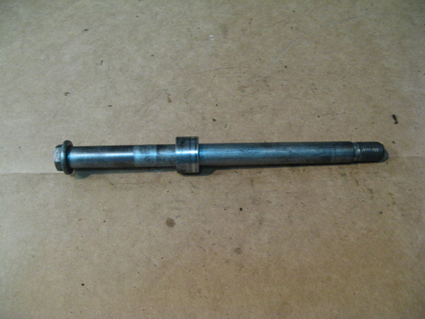 Axe de roue avant + entretoise pour Yamaha 850 TDM - 3VD