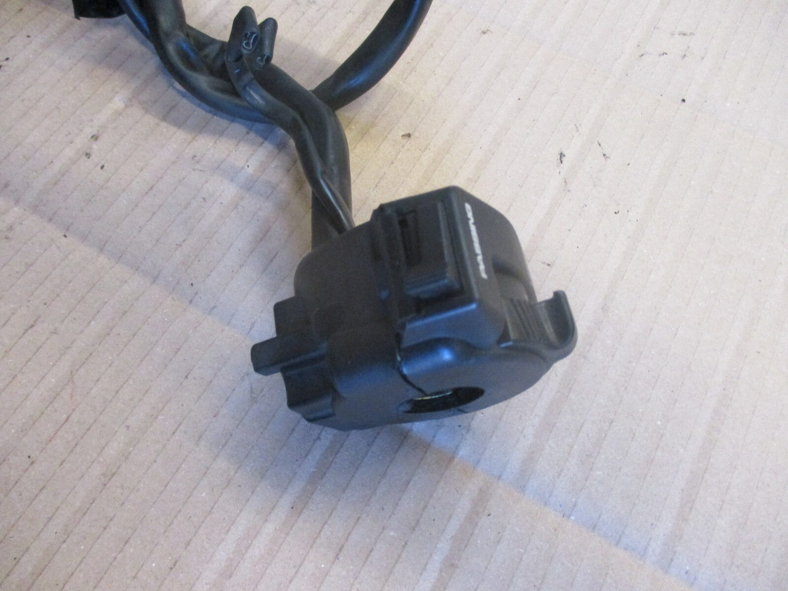 Commodo gauche pour Honda 650 NX Dominator - RD02