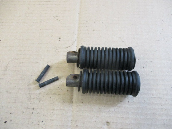 Cales pieds arrière pour Suzuki 125 DR - SF44A