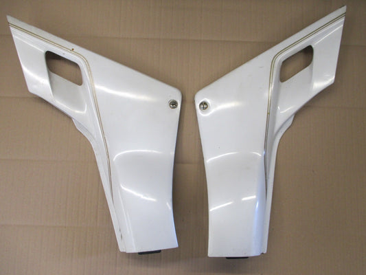 Caches latéraux pour Honda 750 VFR - RC24