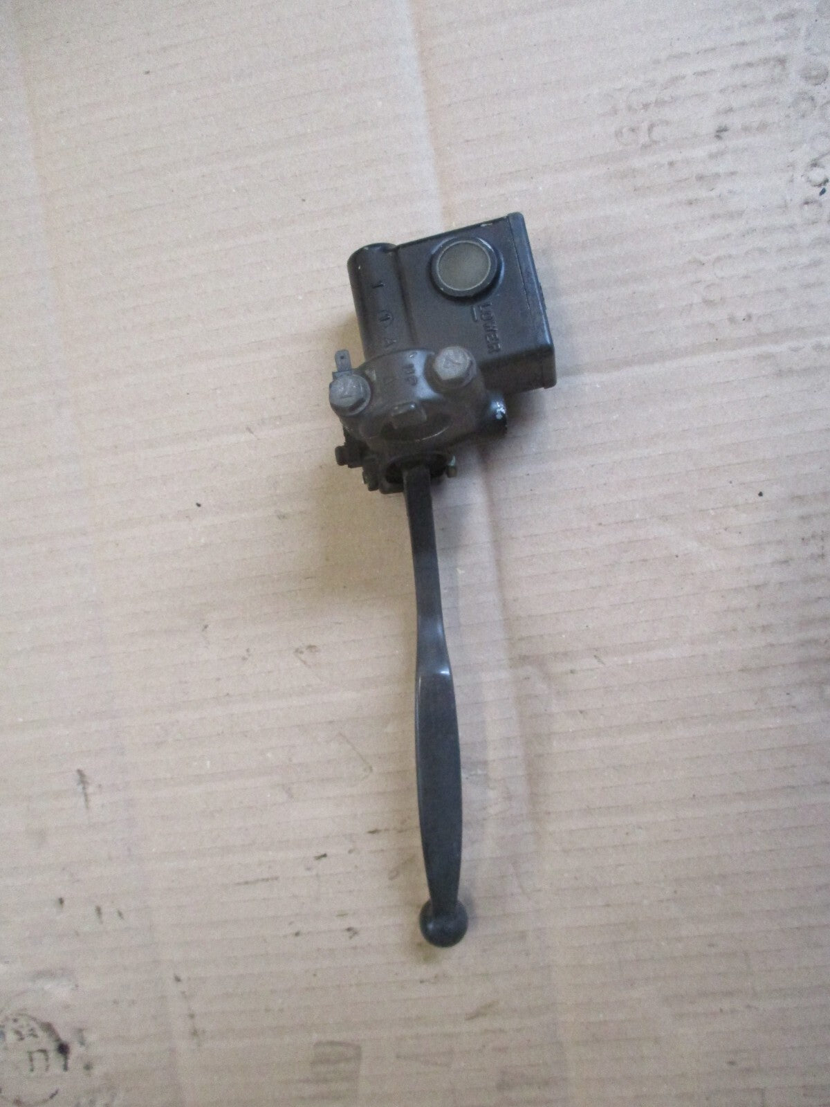 Maitre cylindre de frein avant pour Suzuki 125 GN - NF41A