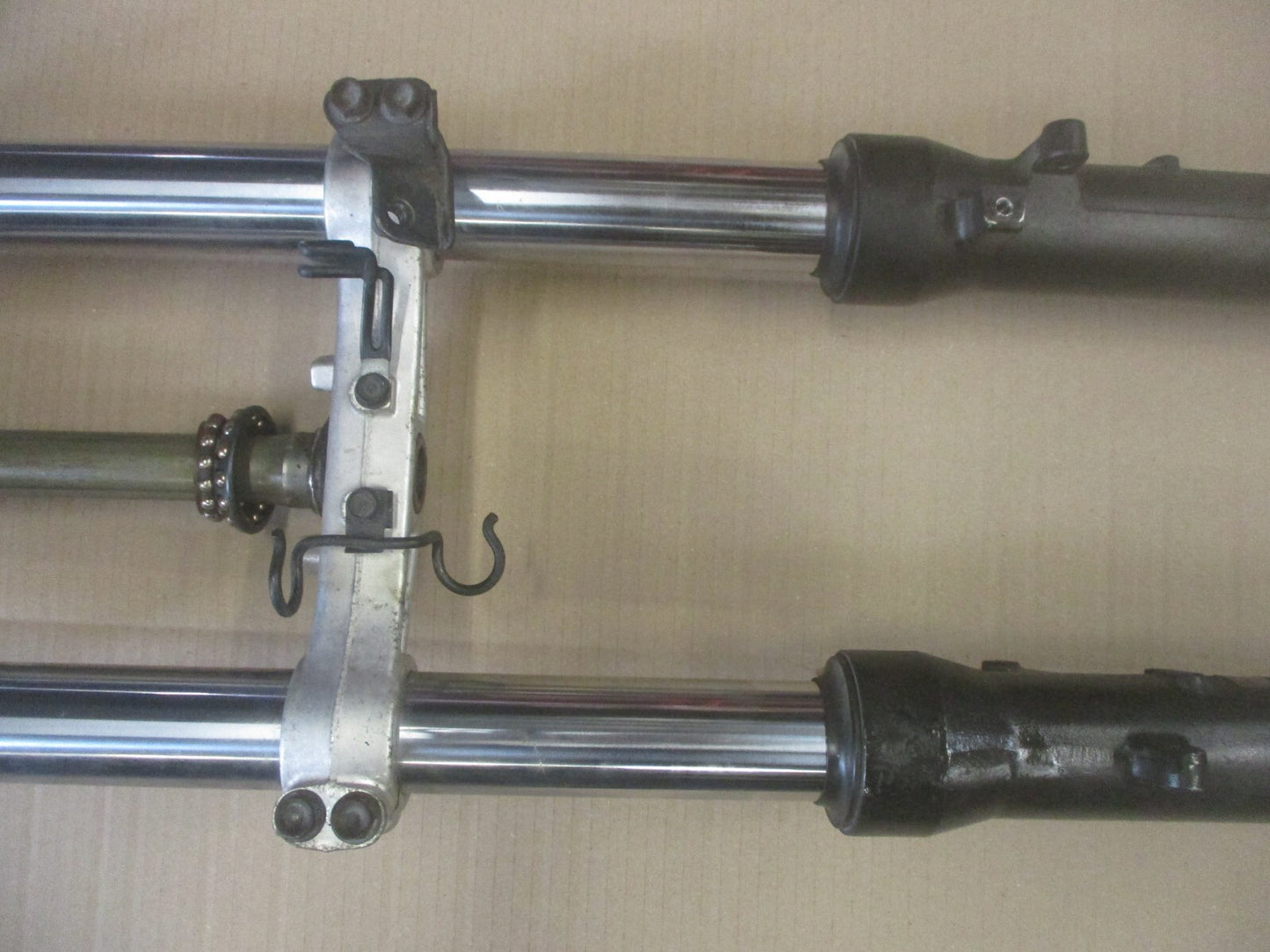 Fourche pour Honda 750 VFR - RC24 - Diamètre des tubes : 41 mm