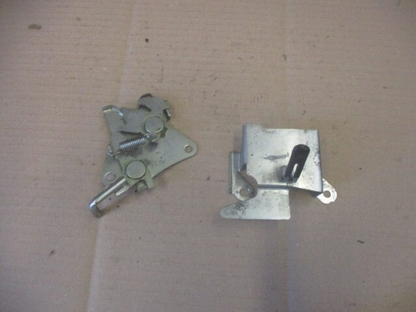 Mécanisme de fermeture de selle pour Honda 125 CBR - JC39A