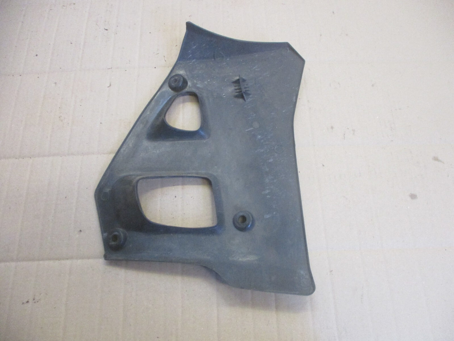 Flanc, ouie, cache gauche de réservoir essence pour Yamaha 125 DTR - DTRE
