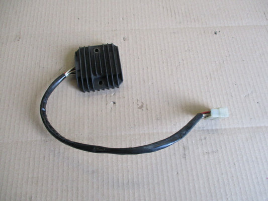 Régulateur pour Yamaha 850 TDM - 3VD