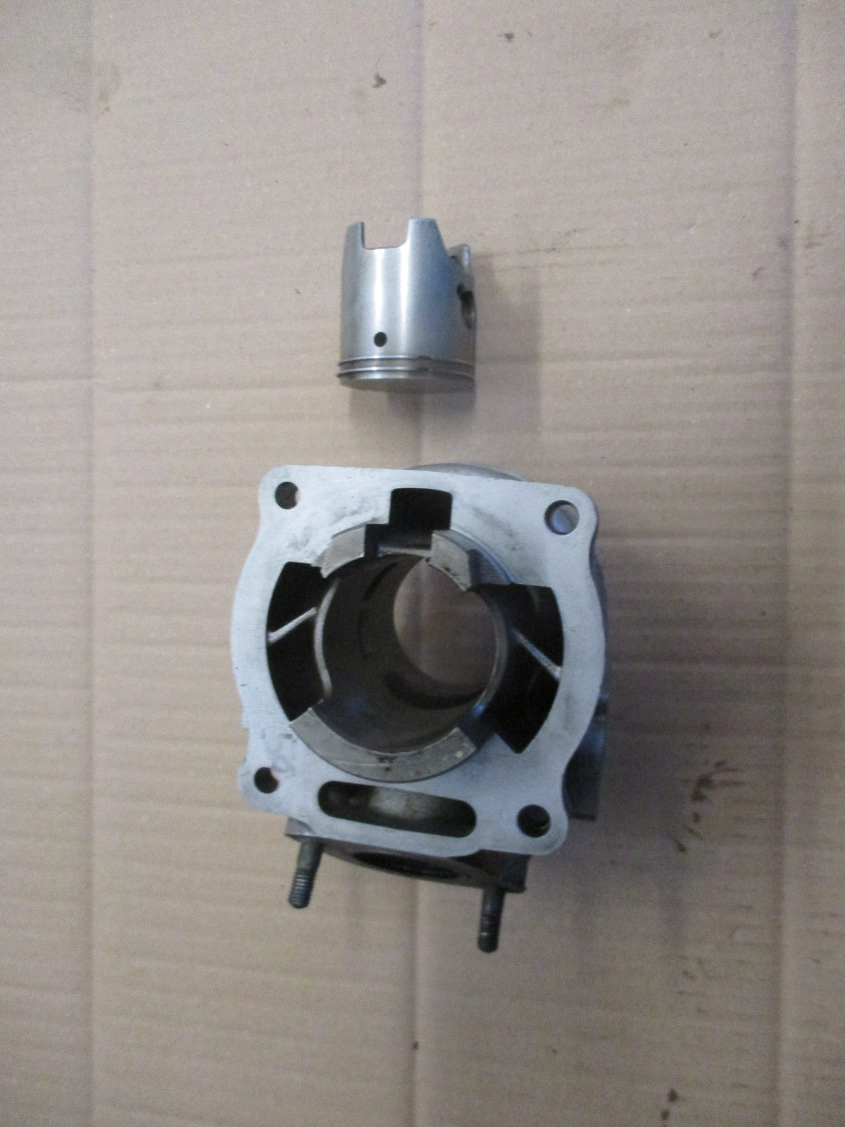 Cylindre / piston pour Yamaha 125 TZR modèle 4FL